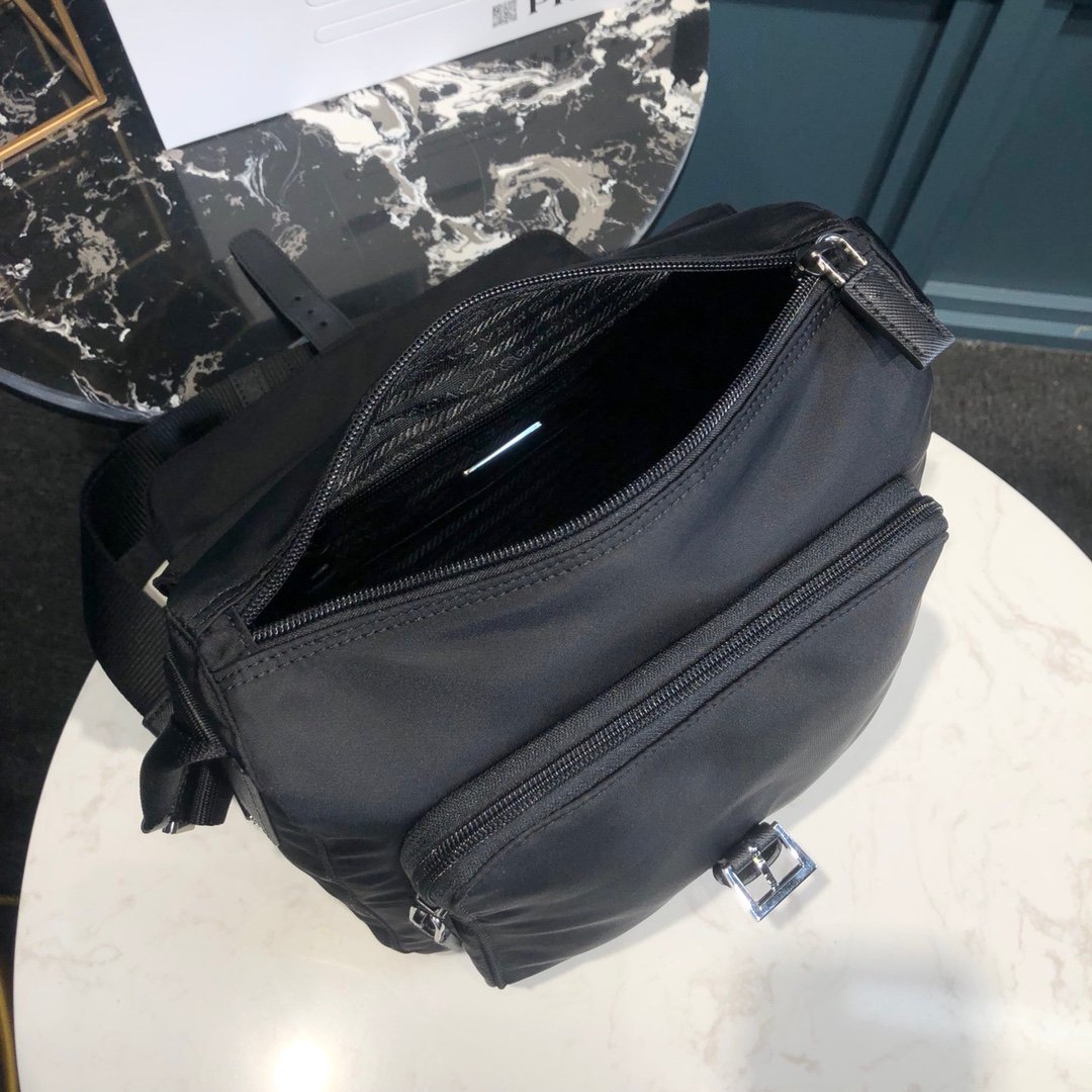 PRADA BAG - Image 5