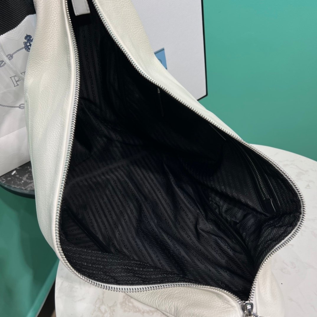 PRADA BAG - Image 5