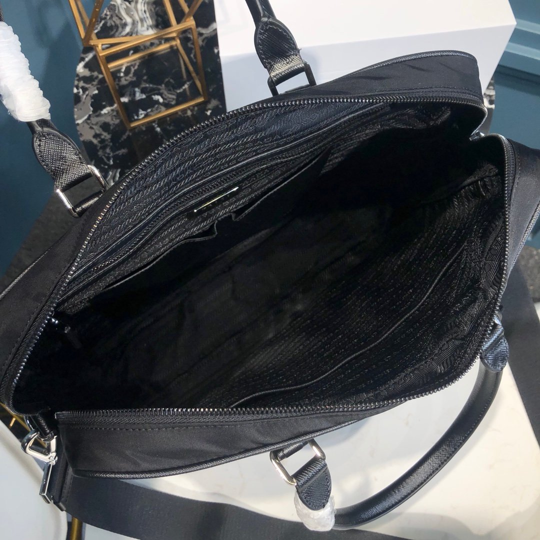 PRADA BAG - Image 5