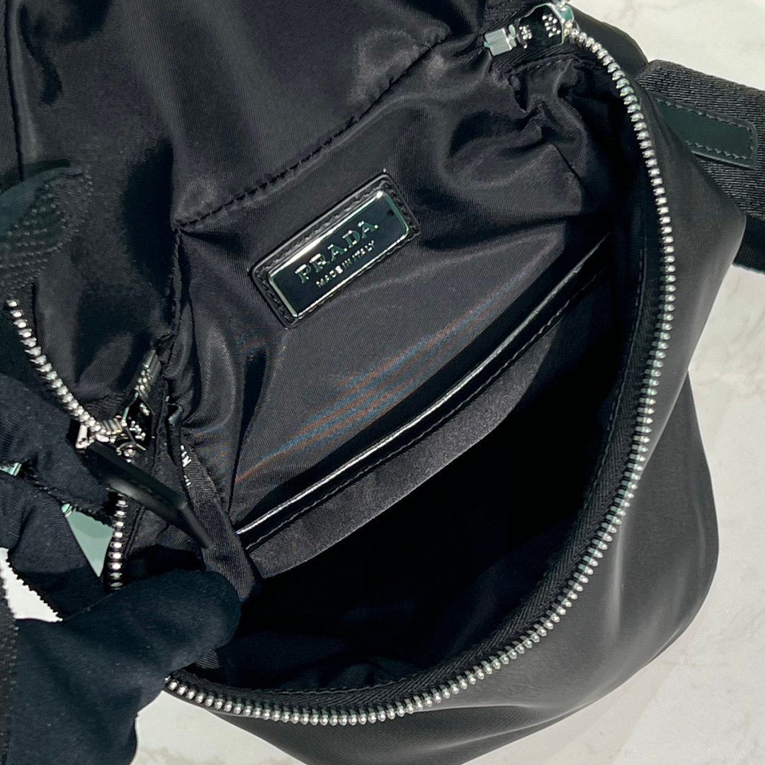 PRADA BAG - Image 7