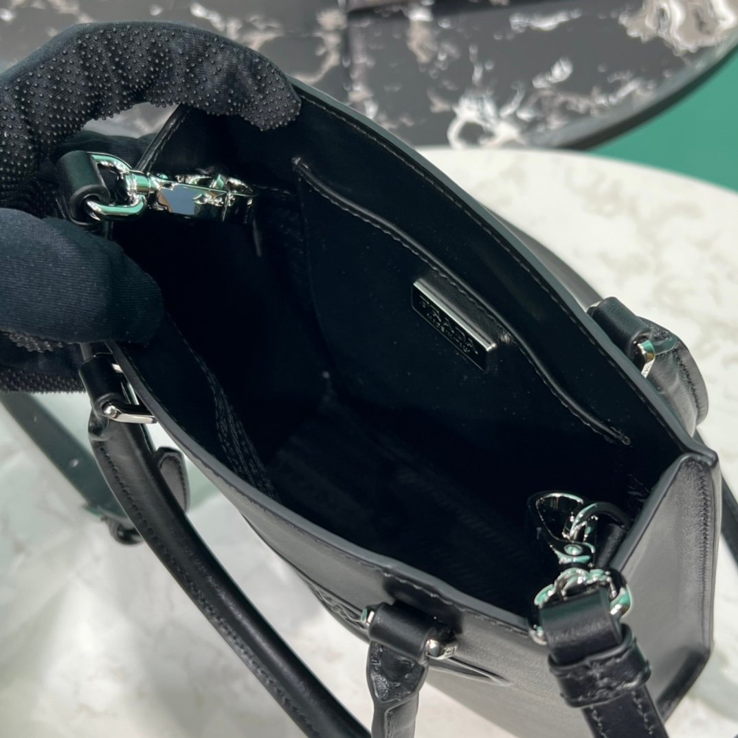 PRADA BAG - Image 5