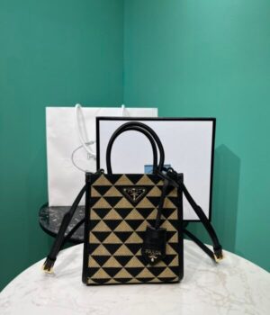 PRADA BAG