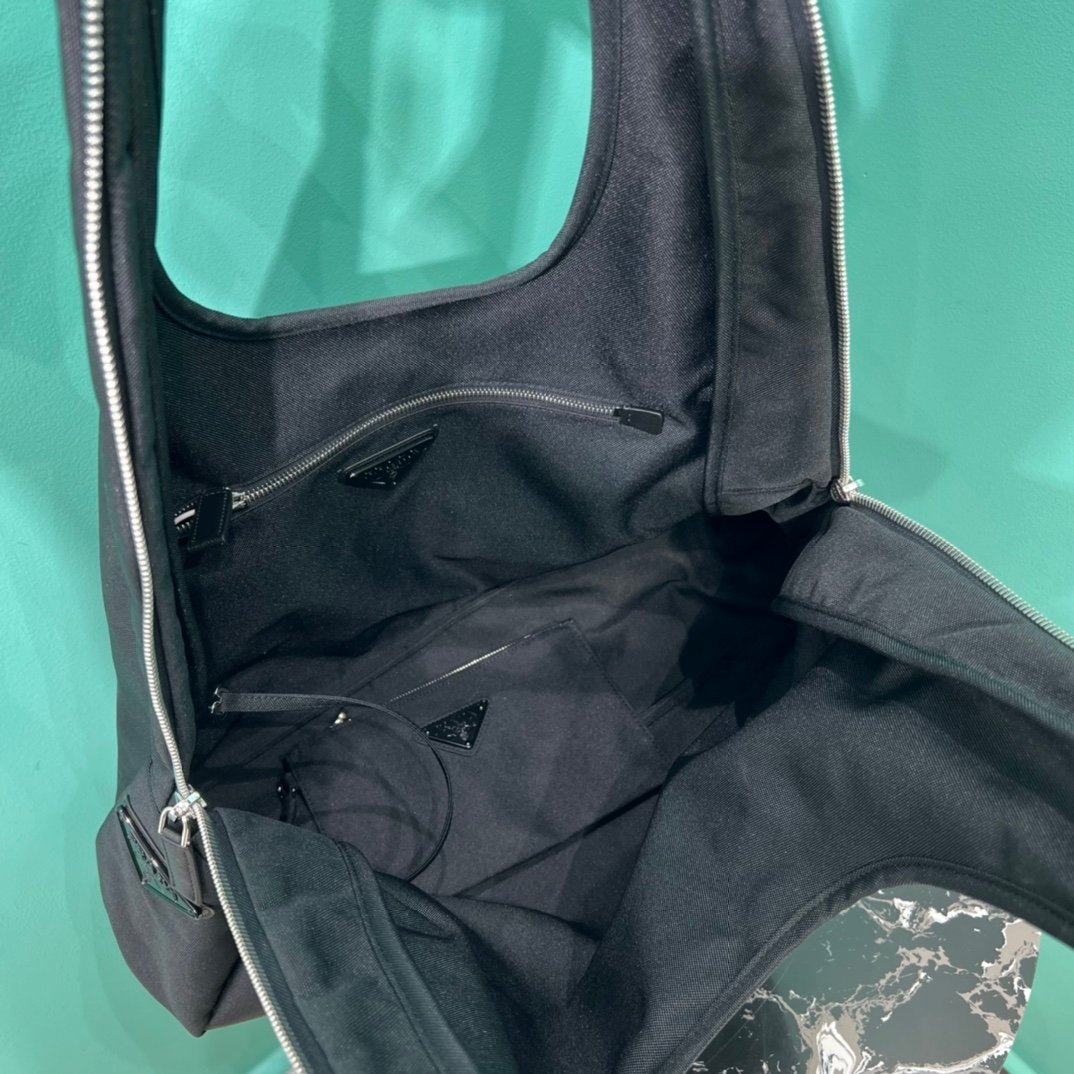 PRADA BAG - Image 5