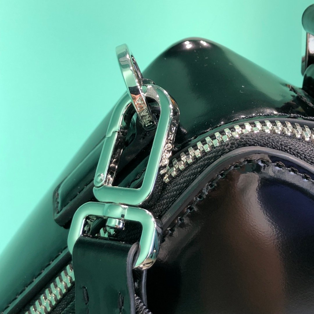 PRADA BAG - Image 7