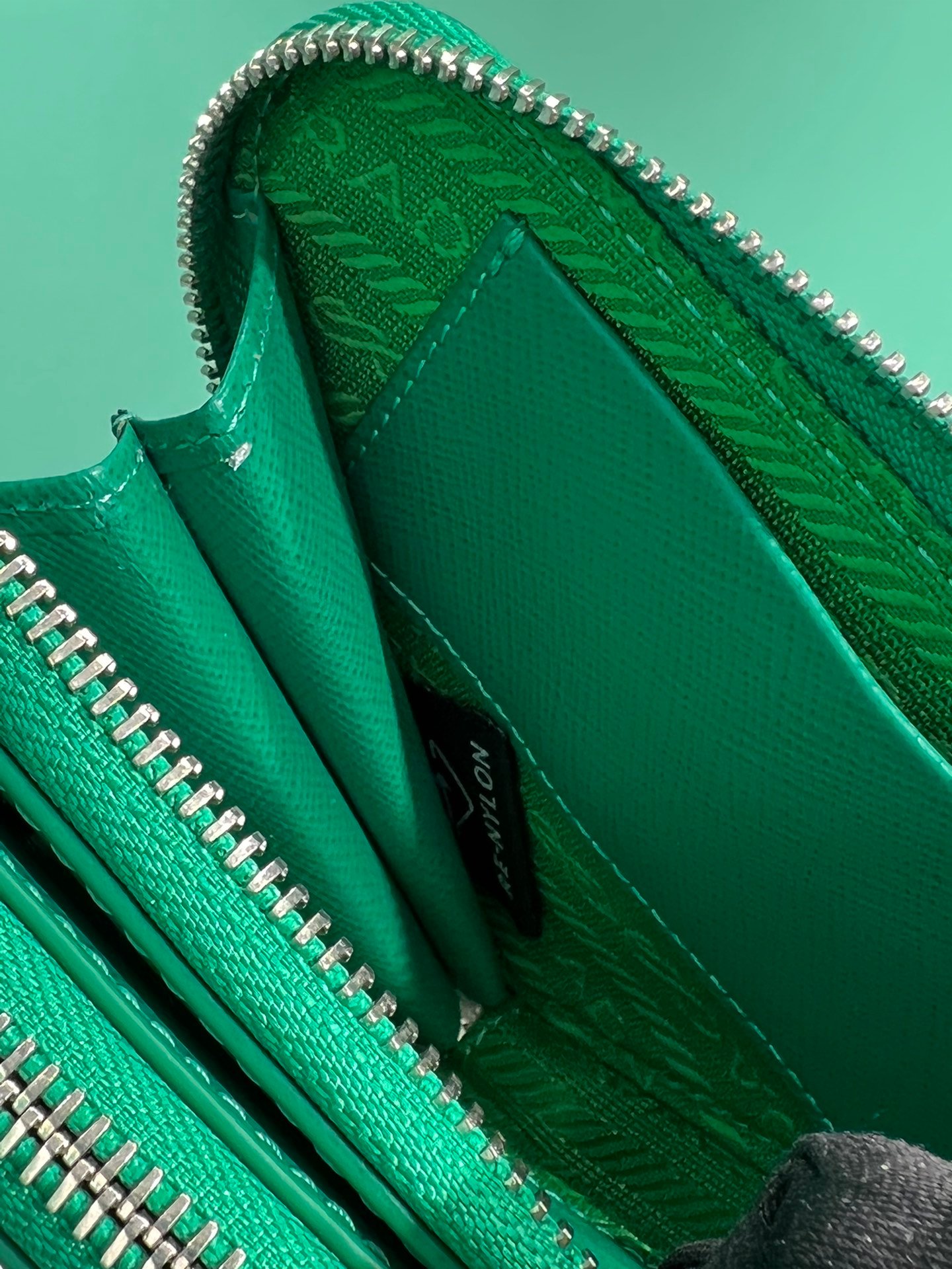 PRADA BAG - Image 7