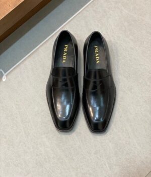 PRADA LOAFER