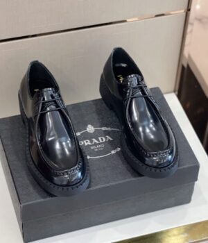 PRADA LOAFER