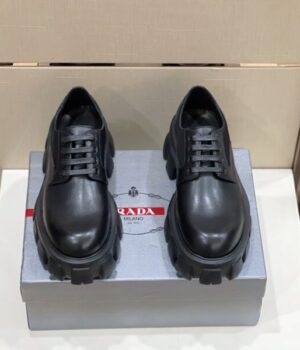 PRADA LOAFER