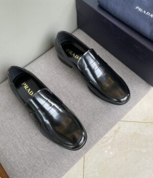 PRADA LOAFER