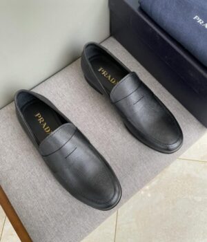 PRADA LOAFER