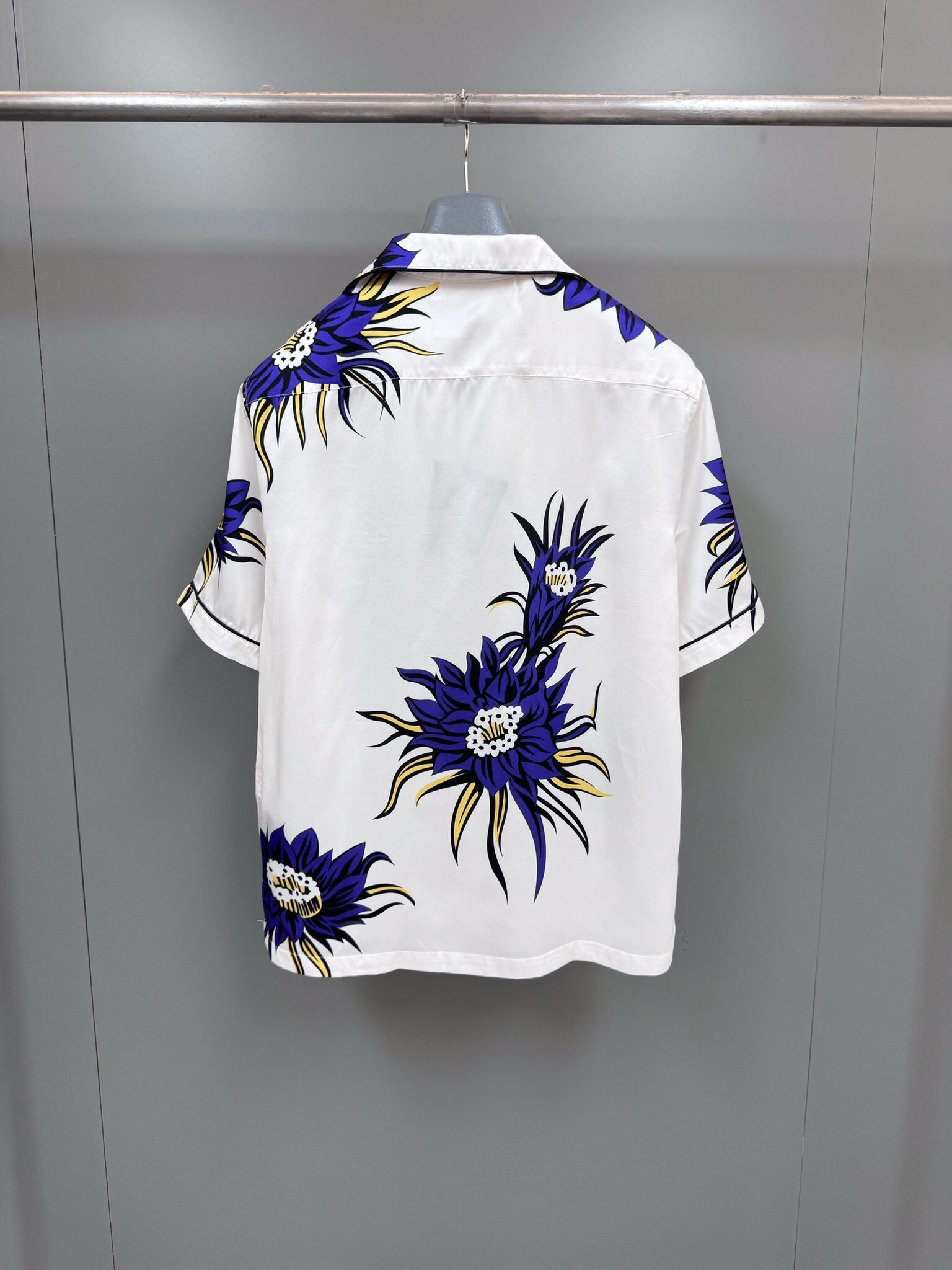 PRADA SHIRT - Image 3