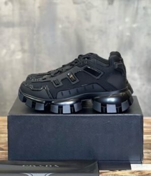 PRADA SNEAKER