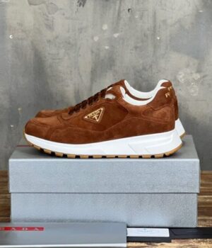 PRADA SNEAKER