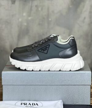 PRADA SNEAKER