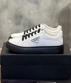 PRADA SNEAKER