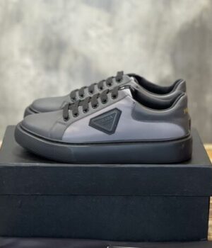 PRADA SNEAKER