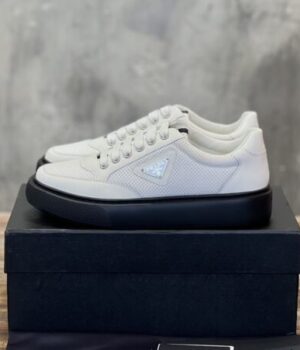 PRADA SNEAKER