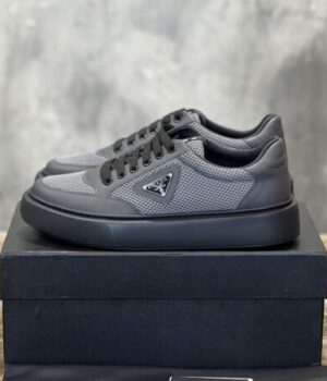 PRADA SNEAKER
