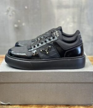 PRADA SNEAKER