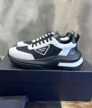 PRADA SNEAKER