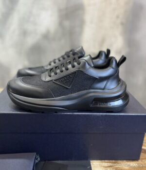 PRADA SNEAKER