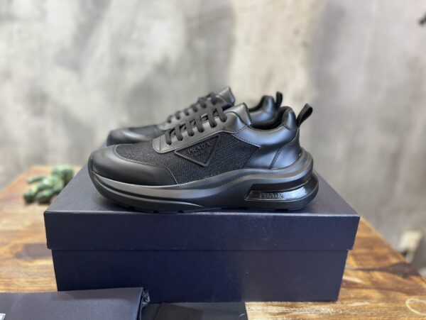 PRADA SNEAKER