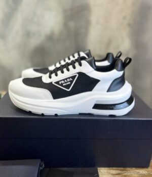 PRADA SNEAKER