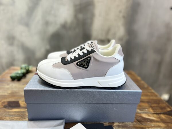 PRADA SNEAKER
