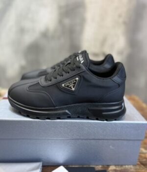 PRADA SNEAKER
