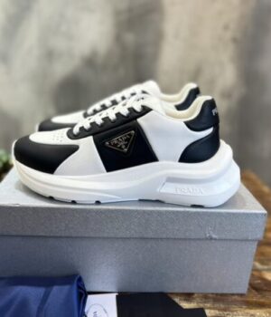 PRADA SNEAKER