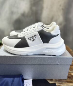PRADA SNEAKER