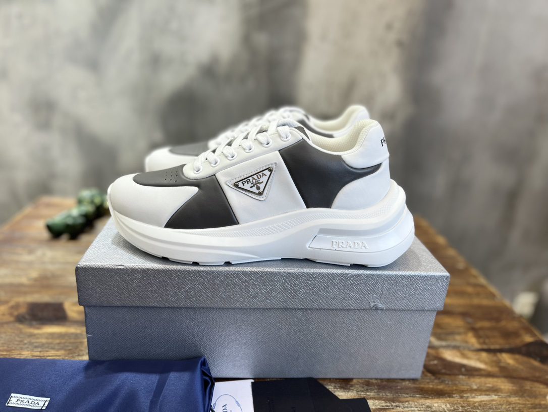 PRADA SNEAKER - Image 2