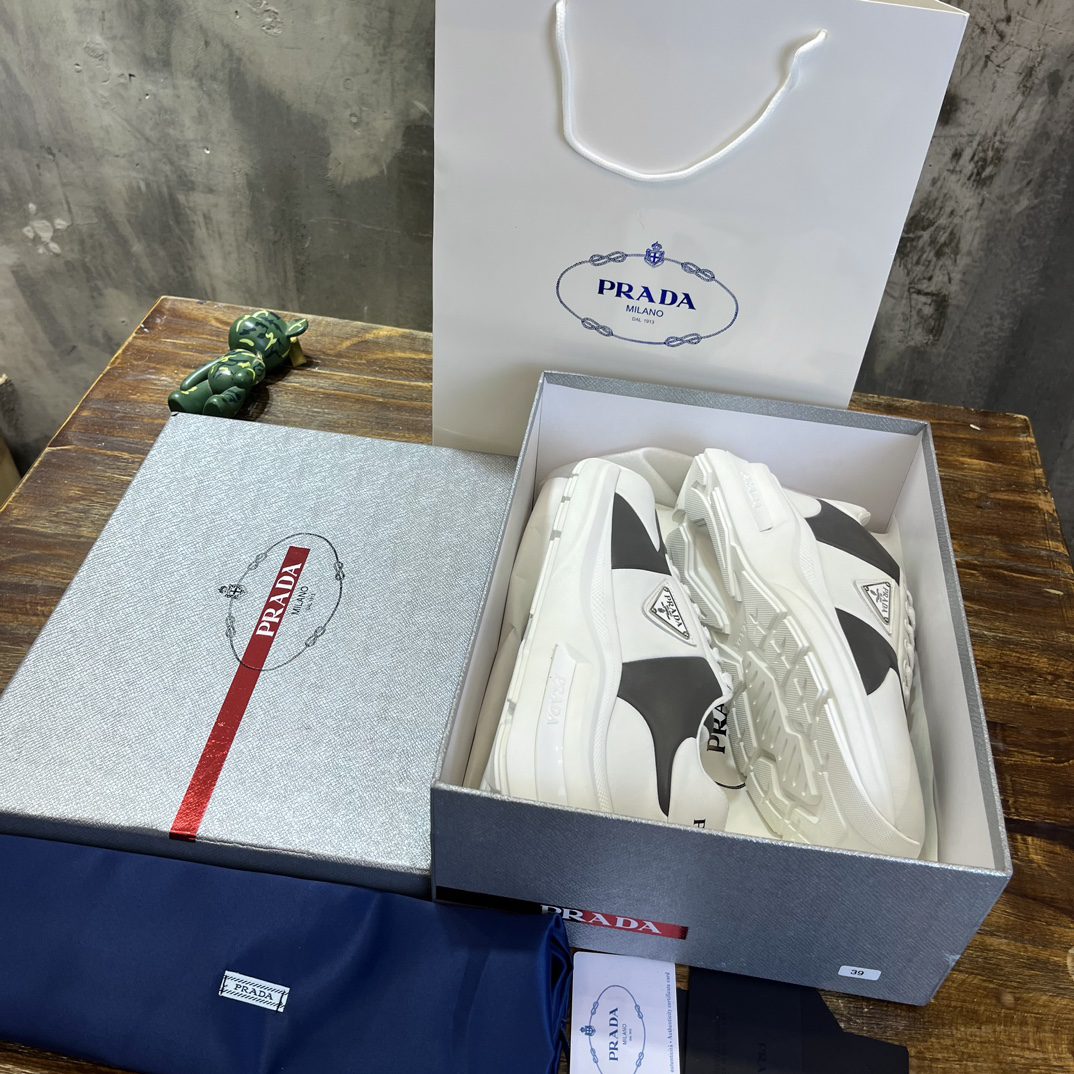 PRADA SNEAKER - Image 3