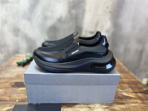 PRADA SNEAKER