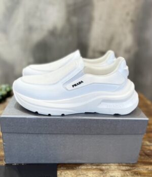 PRADA SNEAKER