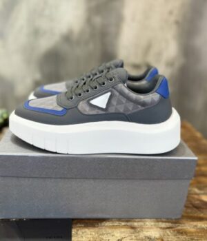 PRADA SNEAKER