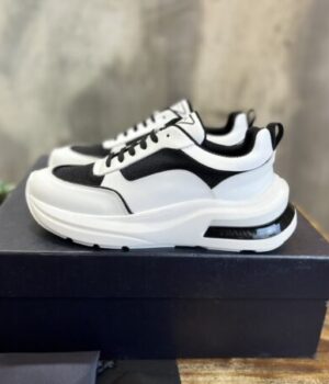 PRADA SNEAKER