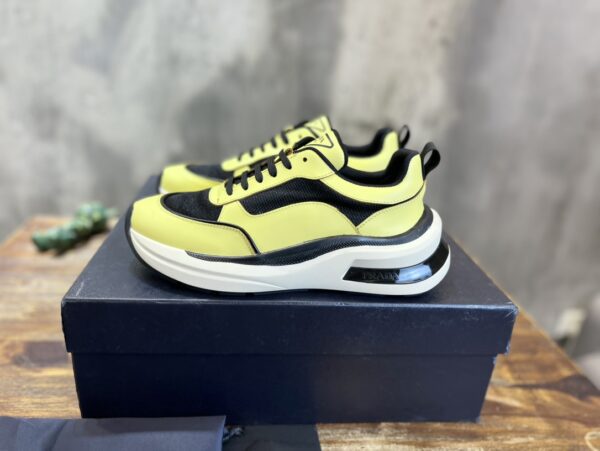 PRADA SNEAKER