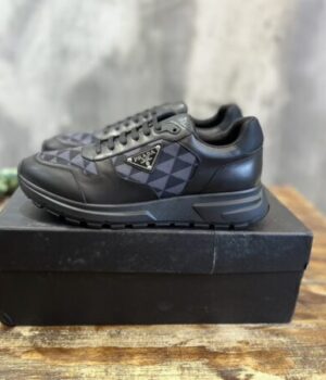 PRADA SNEAKER
