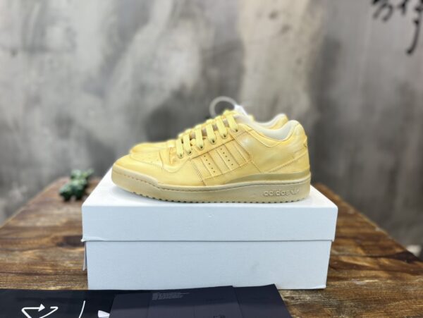 PRADA SNEAKER