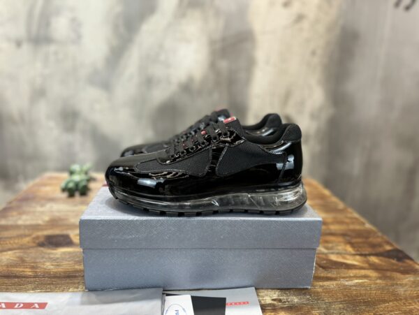 PRADA SNEAKER
