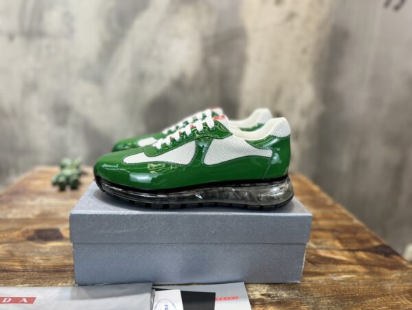 PRADA SNEAKER