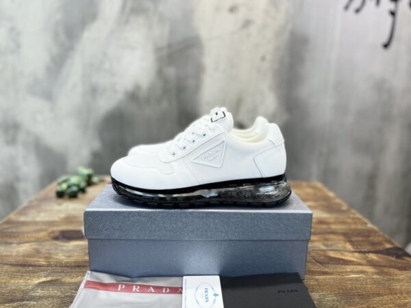 PRADA SNEAKER