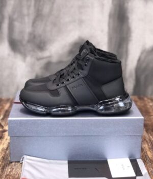 PRADA SNEAKER