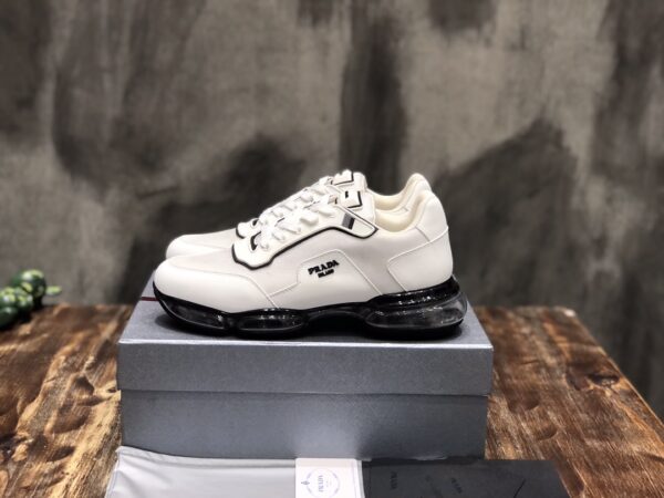 PRADA SNEAKER