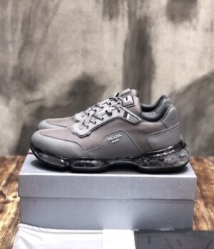 PRADA SNEAKER
