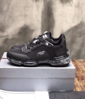 PRADA SNEAKER