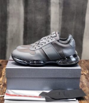 PRADA SNEAKER