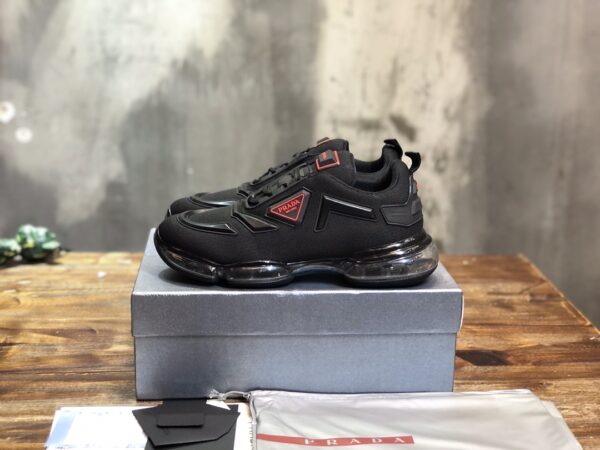 PRADA SNEAKER