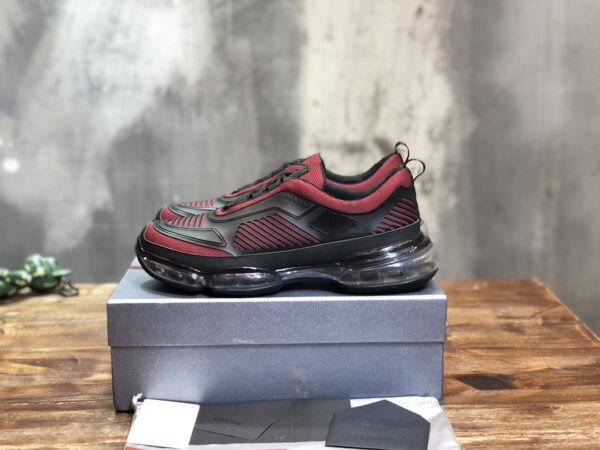 PRADA SNEAKER